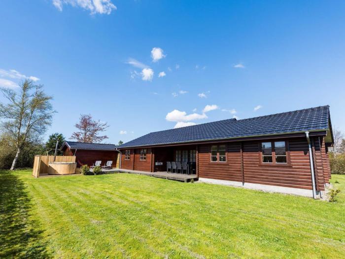 Seaside Cozy Cottage-By Traum