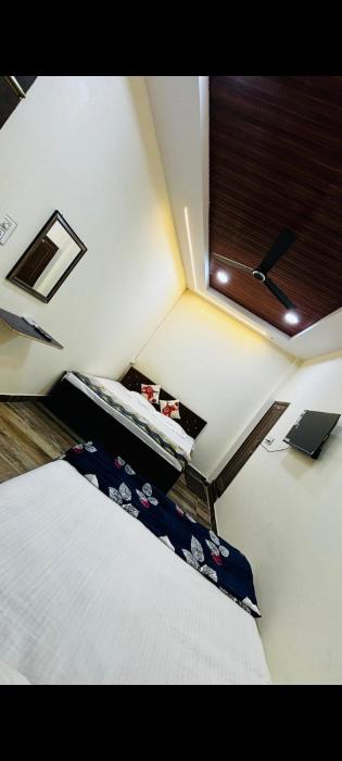 Shree nidhi comfort stay MAHAKAL ki krupa ujjain