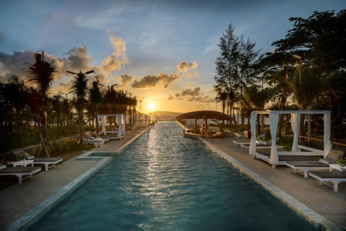 Royal Beach Resort and Residence by EHM