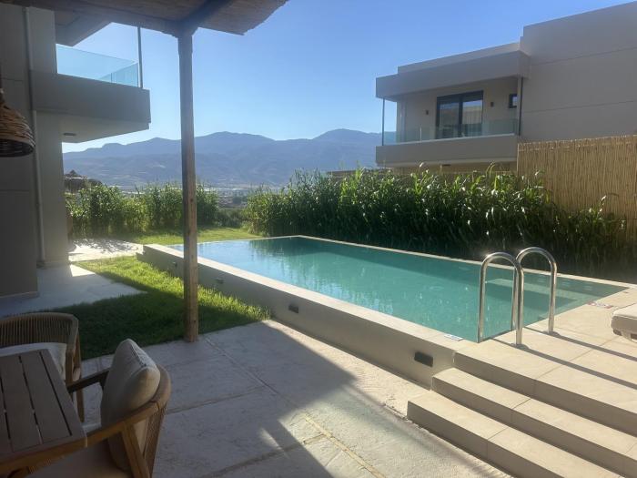 Nusa Retreat - Seaview luxury residences - ideal for groups