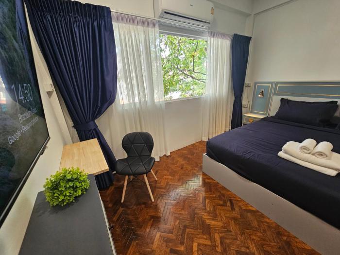 Middletown chiangmai 2king bed