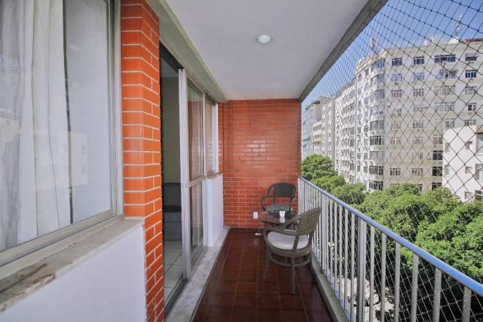 Conforto! Localização Imbatível em Copacabana U054