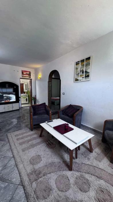 Maison chaleureuse et fonctionnelle