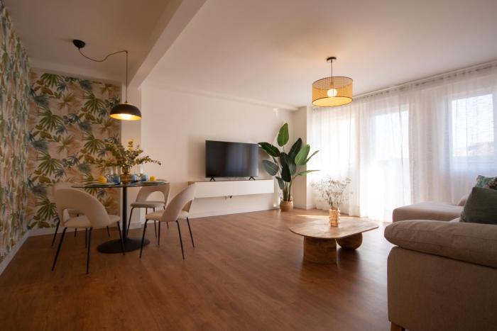 LC Apartaments Trafalgar Puerto & Playa