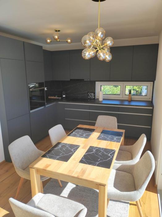 Penthouse neben U2- U-Bahn