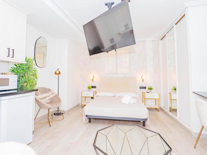 YBH Alfonso XIII, 12