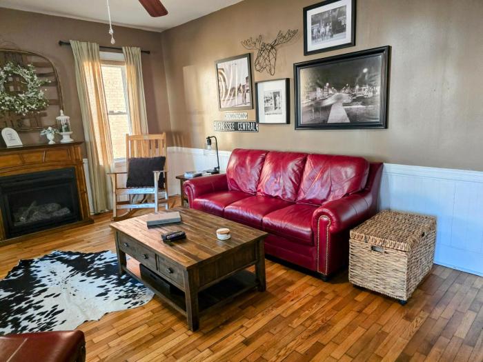 Near Murphy River Walk Historic Downtown Home!