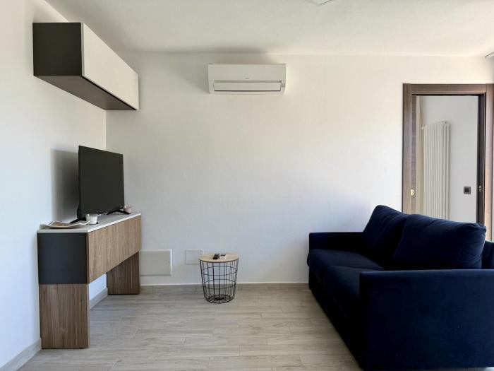 HOST4U - Nuovo Appartamento con Ingresso Indipendente e Parcheggio Privato - Villa Catocce