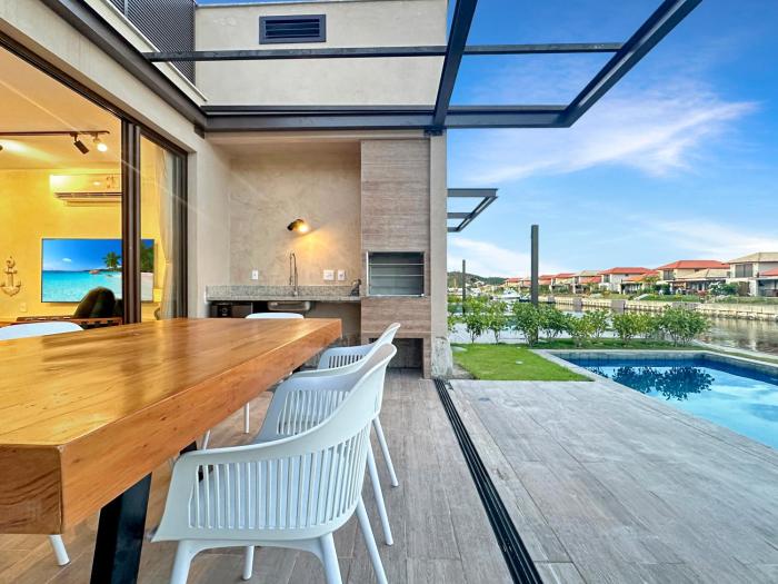 Condomínio Clube Luxo Marina Privativa 5 Suítes