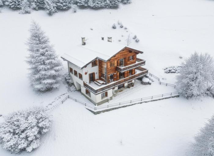 Haus Gaut Langwies by Arosa Holiday