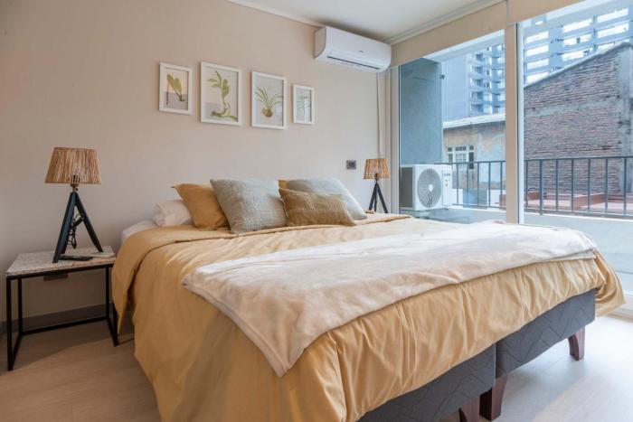HOM I Exclusivo Dpto 1D1B 3PAX Santiago Centro