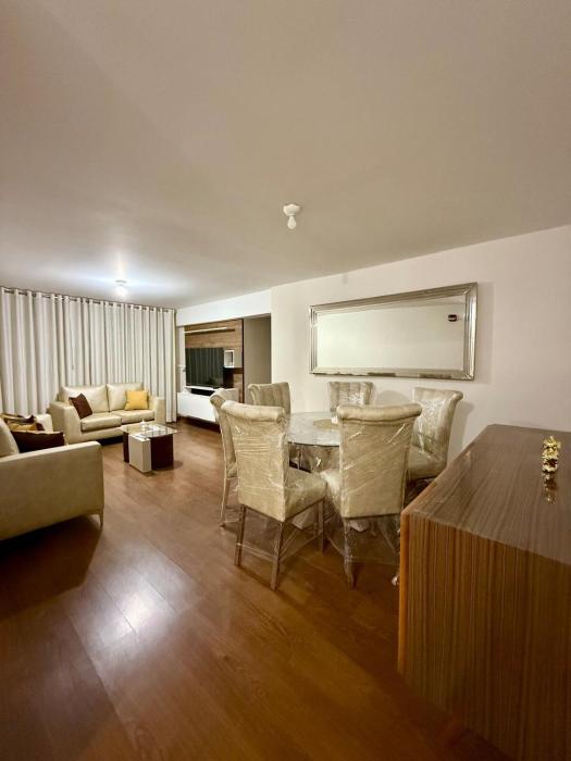 Alojamiento privado cerca del centro y aeropuerto