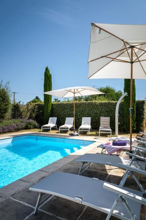 Maison de campagne climatisée avec piscine - 6 personnes - 3 chambres - Charente