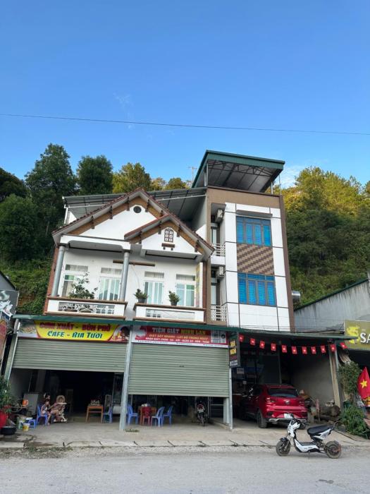 Tiến Minh Hotel cầu Pắc Ta