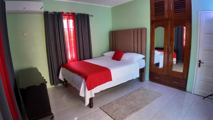 Pinewood Luxury Villa