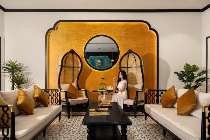 Grand Fusion Point Hotel