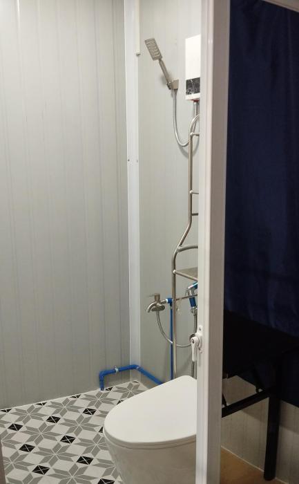 5 Guest - Unit 6 Container house