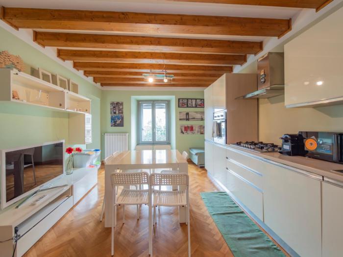 I-Host - Trilocale Navigli con Vista Darsena