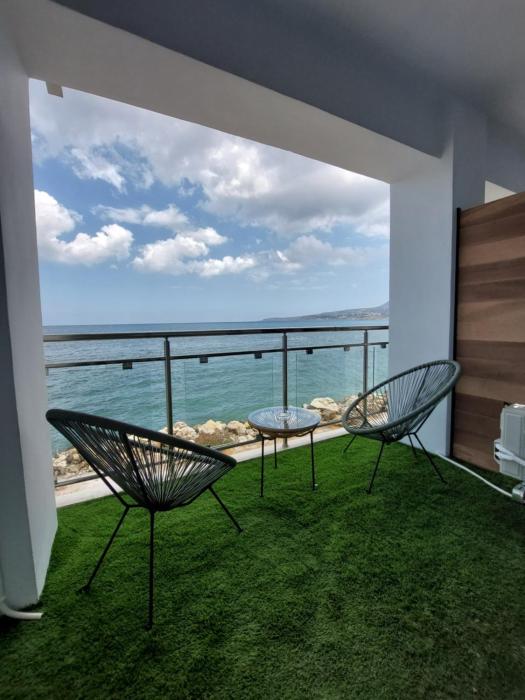 Family Room Sea View - Chavalon Apartments