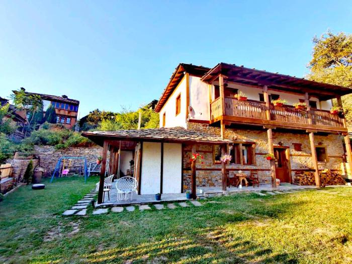 Капсъзовата къща