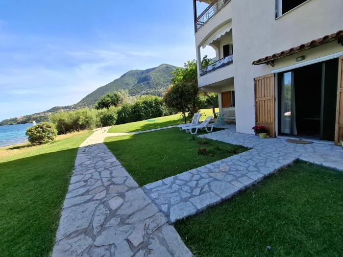 Amazing beachfront view comfortable appartment