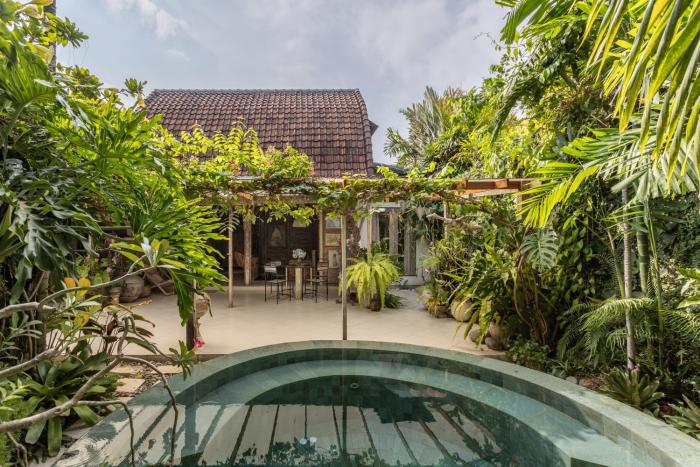Boho 2 BR Villa - Close to the main strip of Seminyak