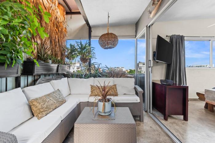 Charming Studio just a Few Blocks from the Beach