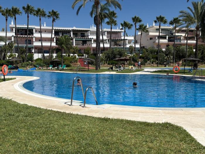 Precioso ático con piscina en Marbella