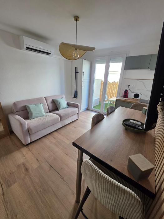 Appartement avec BEL Extérieur et Parking Privatif