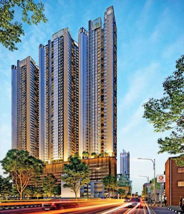 YAKA Trizen Luxury Apartments - 53rd and 51st Floor with Stunning Views