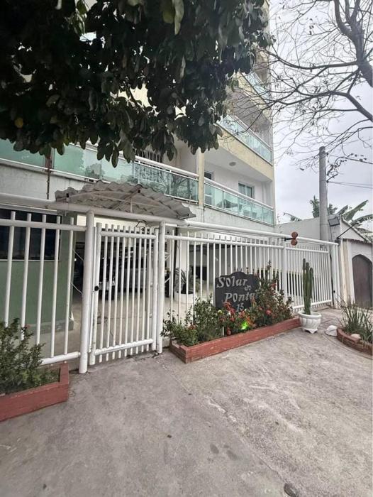 Apartamento confortável a poucos metros da praia