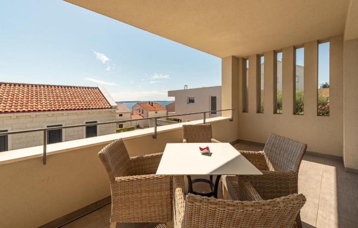 Stunning Apartment In Kozino With Wifi