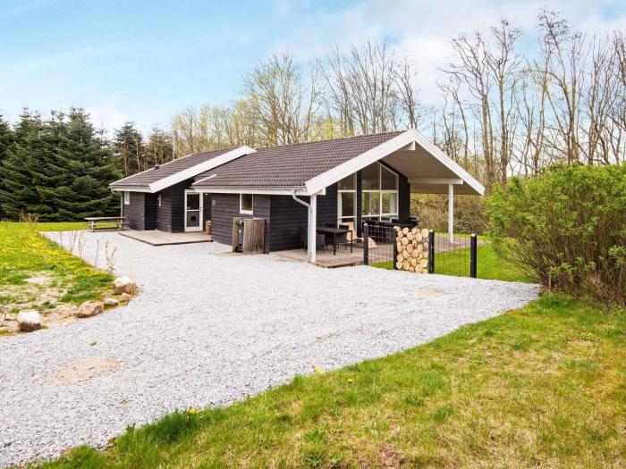 8 person holiday home in Sydals