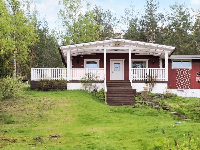 5 person holiday home in STRÄNGNÄS-By Traum