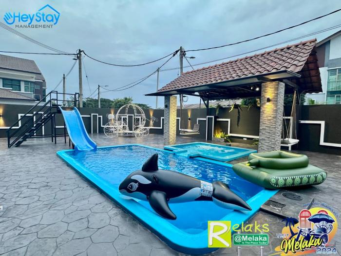 Villa 20Pax4B3B PrivatePool KaraokPooltableBBQ