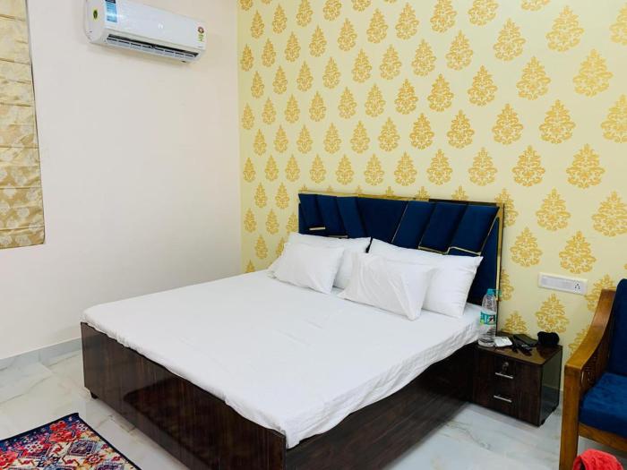 PADAMSUKH - A Soothing Farmhouse In Jaipur
