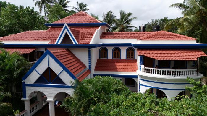 Villa Vienna, Luxury Vintage Pool Villa, Parra, North Goa