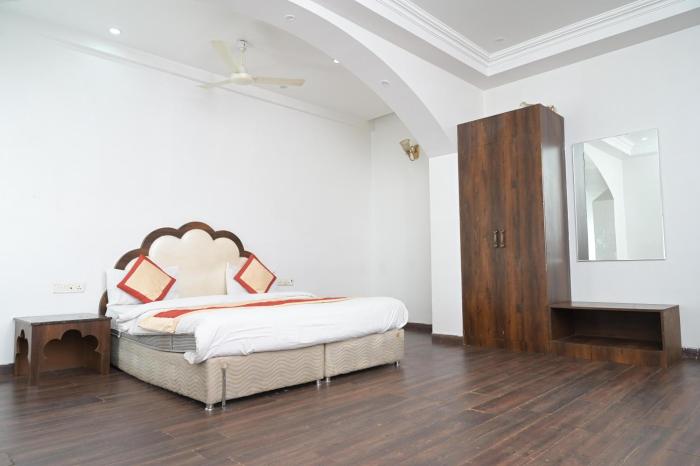 Hotel Dev Sagar & Restaurant