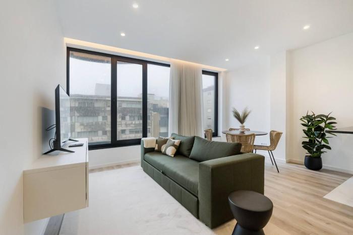 Stylish Seaside Escape, in Matosinhos Sul