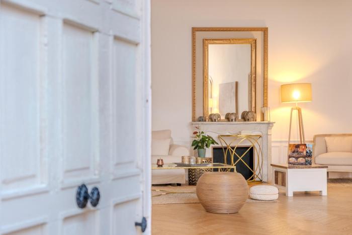 LA SALAMANDRE - Chambres dhôtes - Hôtel particulier XVIème - Centre historique - Orléans