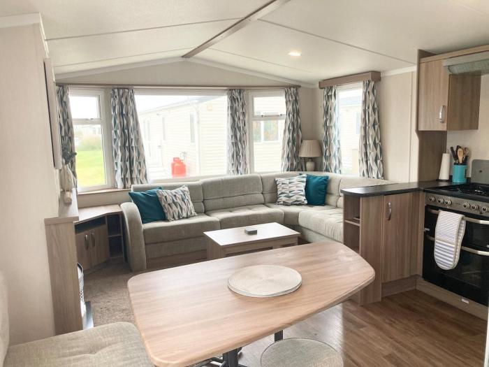 Rosies Retreat Surf Bay Holiday Park