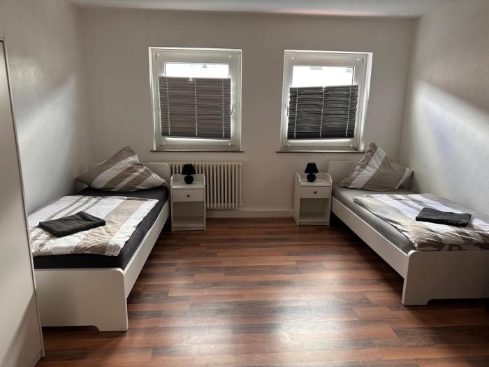 Möblierte Monteurunterkunft Seiler str 12A 1 OG Recht