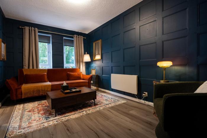 Finnieston Charm - 1BR Apt, Private Ent & Parking