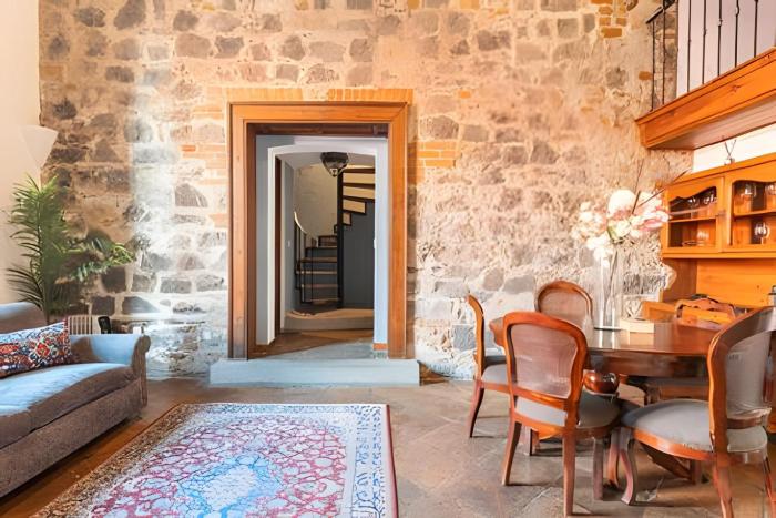 Casa en el Corazón del Centro Histórico| 907+ Est