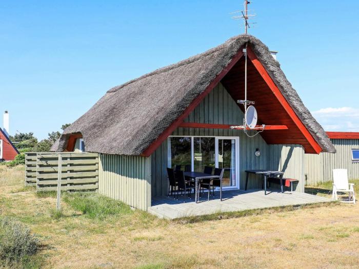 6 person holiday home in Hvide Sande-By Traum