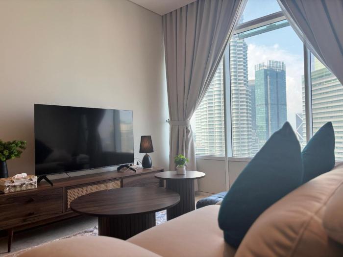 SkySuites Luxury Suite By CalmSojourn