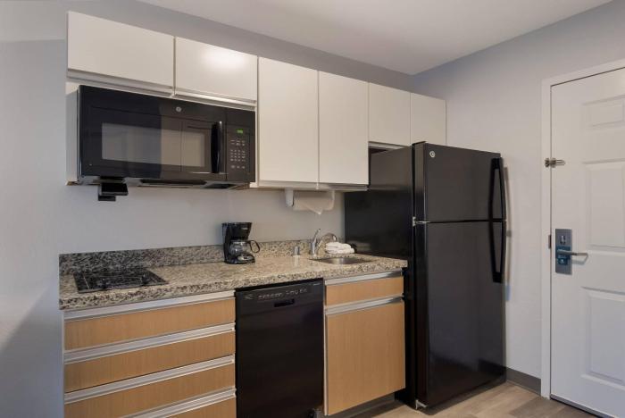 MainStay Suites Raleigh - Cary