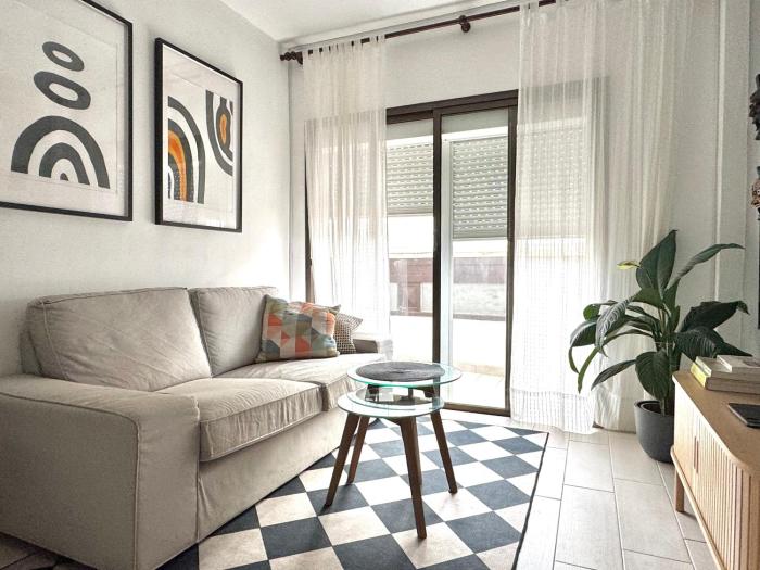 Calle Real Apartment