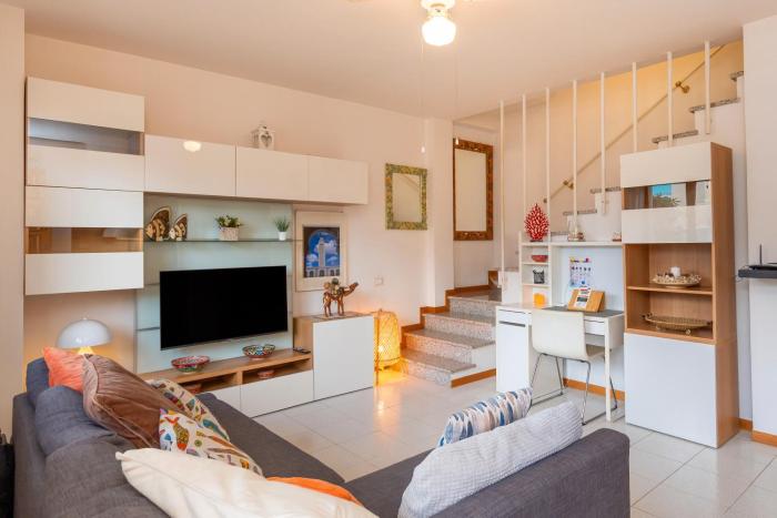 Cecina Via Liguria 7