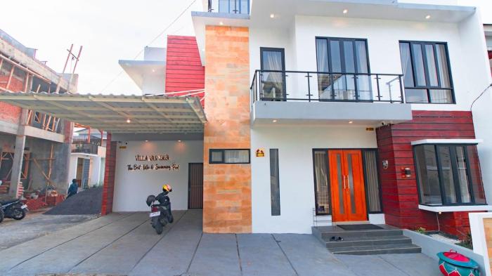 Villa Van Java with Private Pool and Karaoke Room